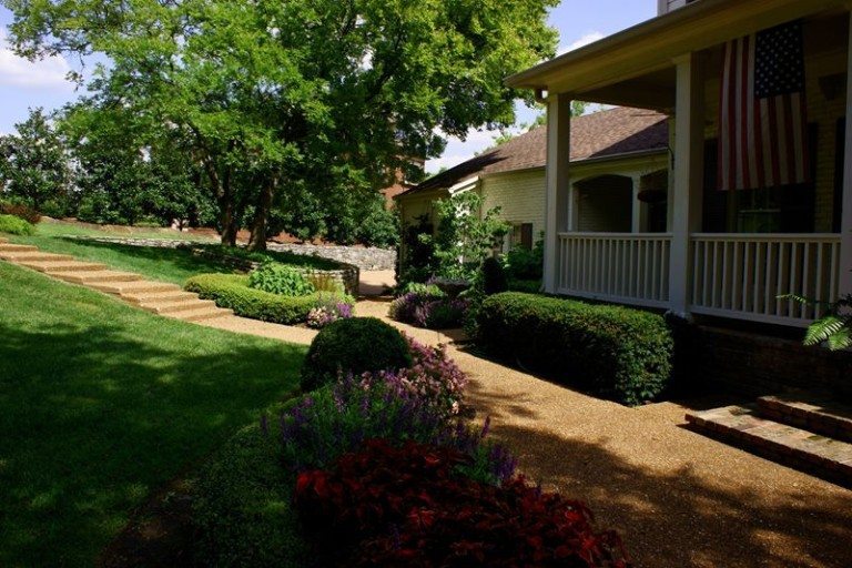 Lawn care in Middle Tennessee